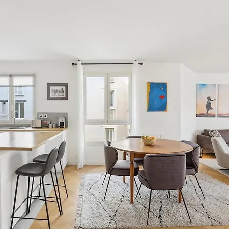 2br, Spacieux, Cosy, De Gamme, Balcon * פריז